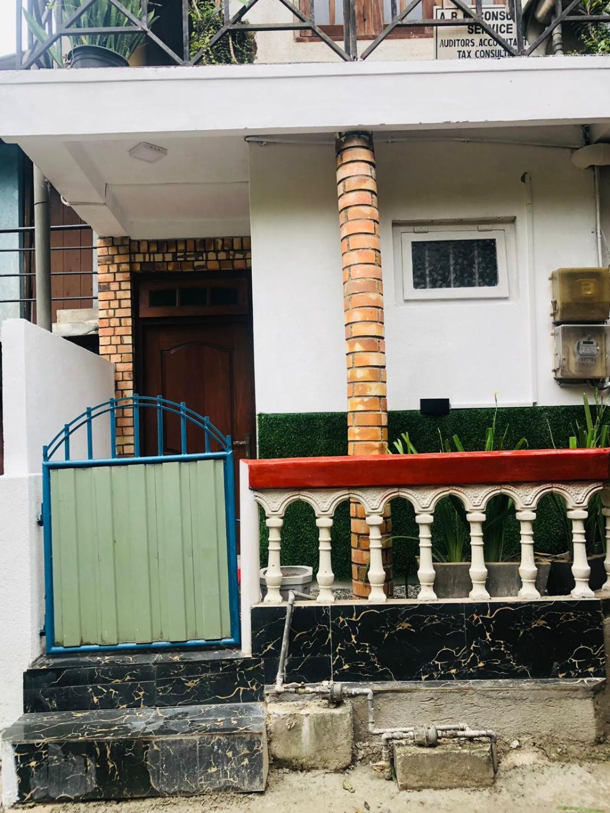 Kandy Railway Inn Exterior foto